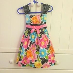 Girls dress